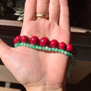 Set of 2 beaded necklaces